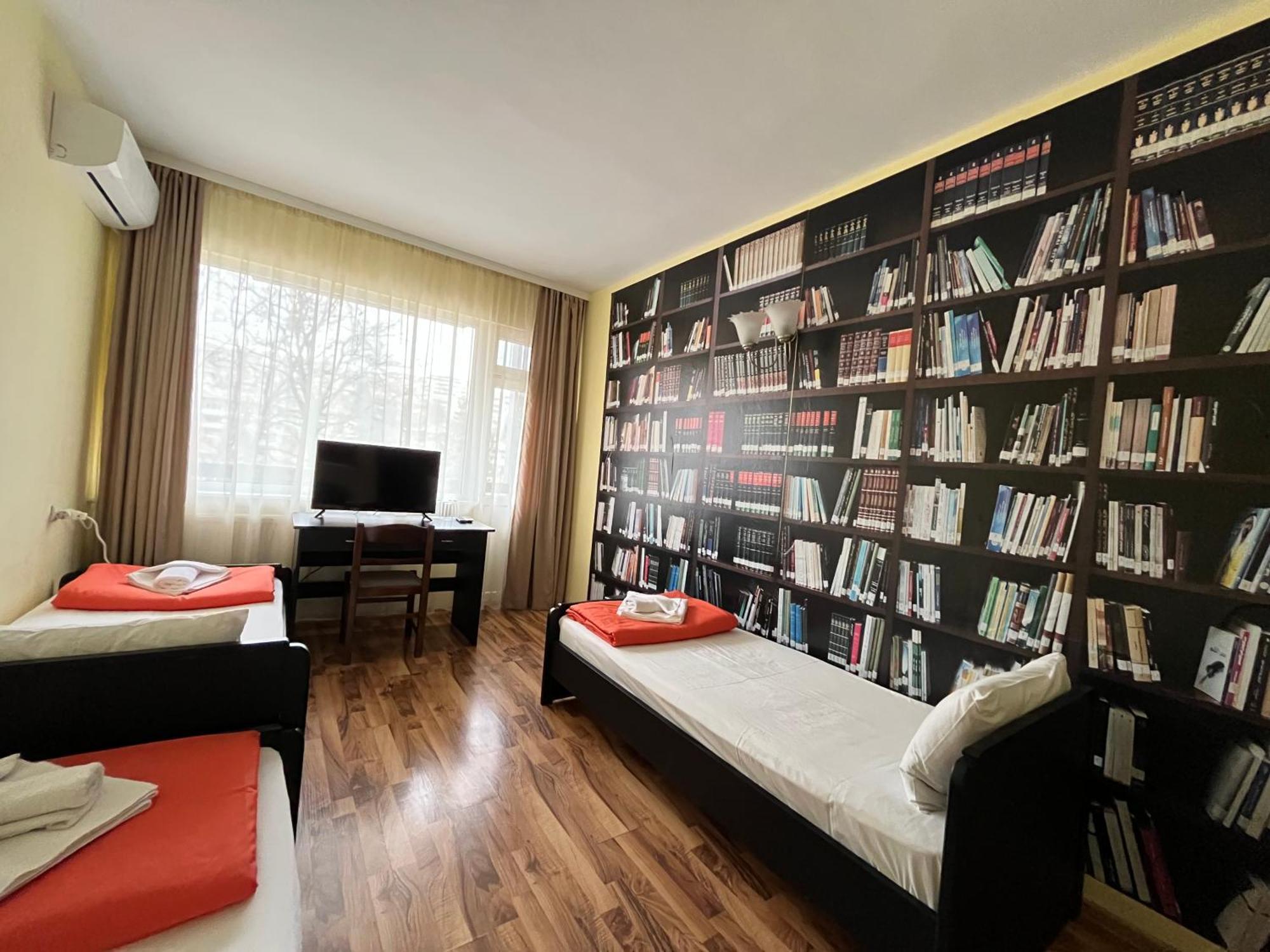 Park Hotel Ivailo Weliko Tarnowo Zimmer foto