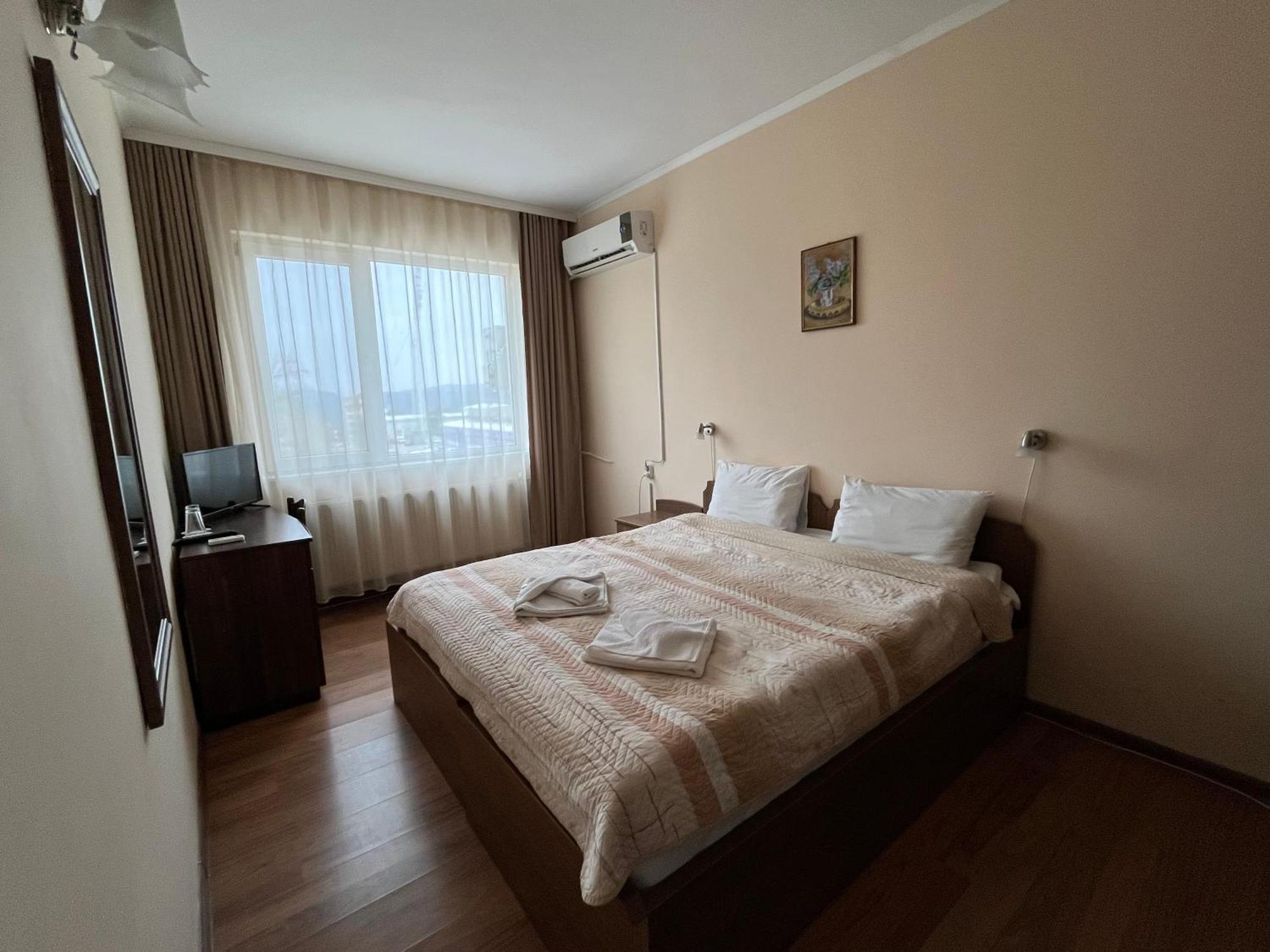 Park Hotel Ivailo Weliko Tarnowo Zimmer foto