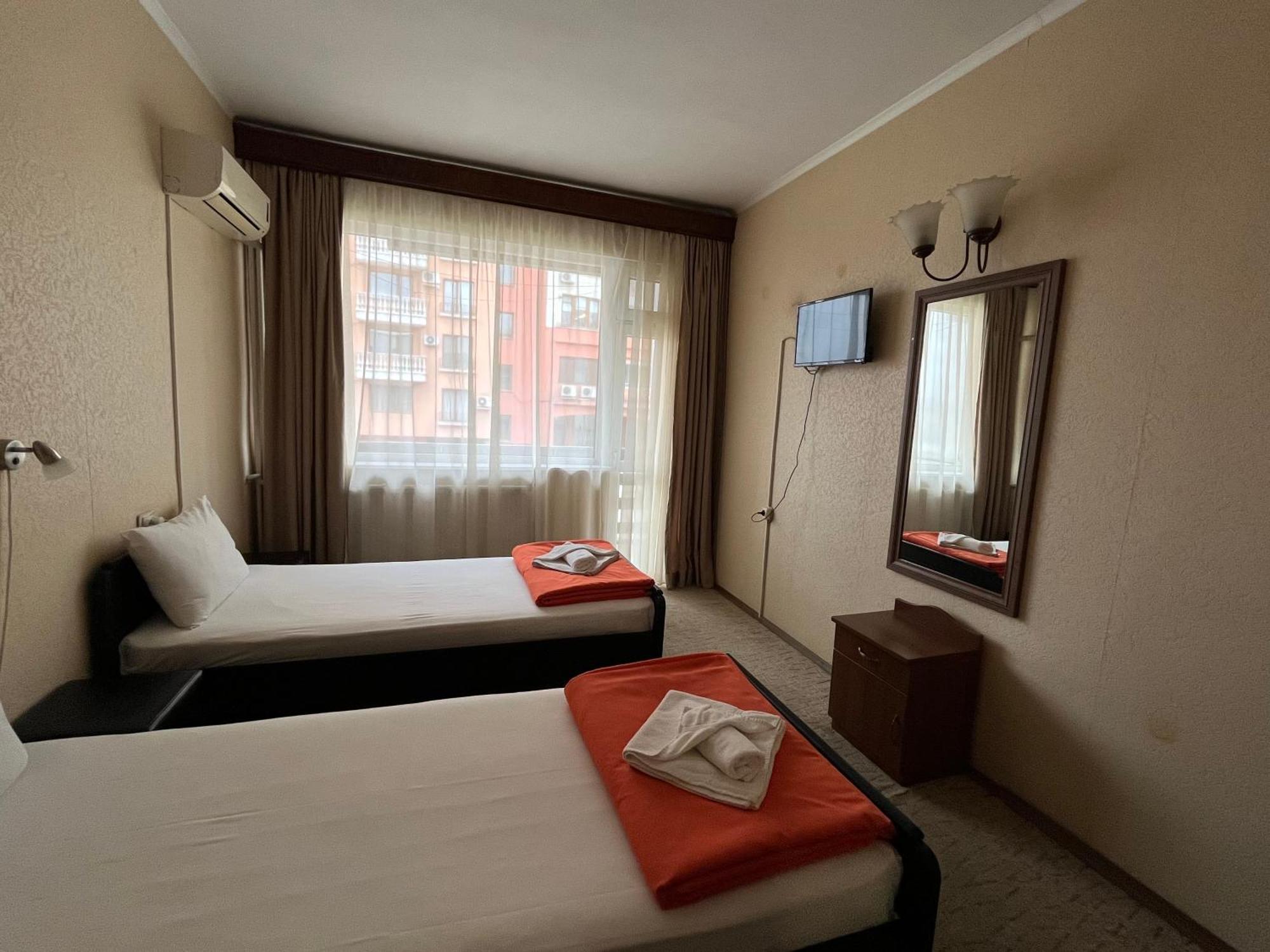 Park Hotel Ivailo Weliko Tarnowo Zimmer foto