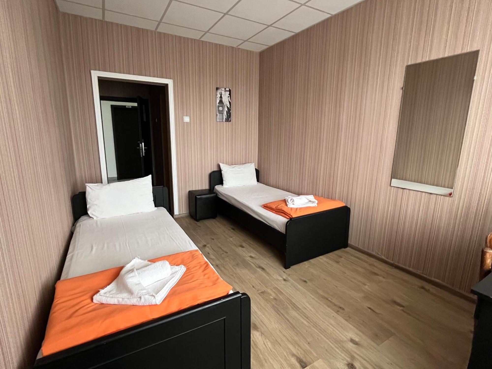 Park Hotel Ivailo Weliko Tarnowo Zimmer foto