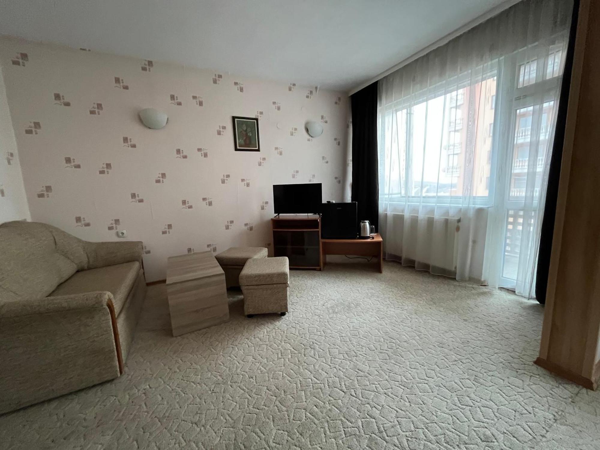 Park Hotel Ivailo Weliko Tarnowo Zimmer foto
